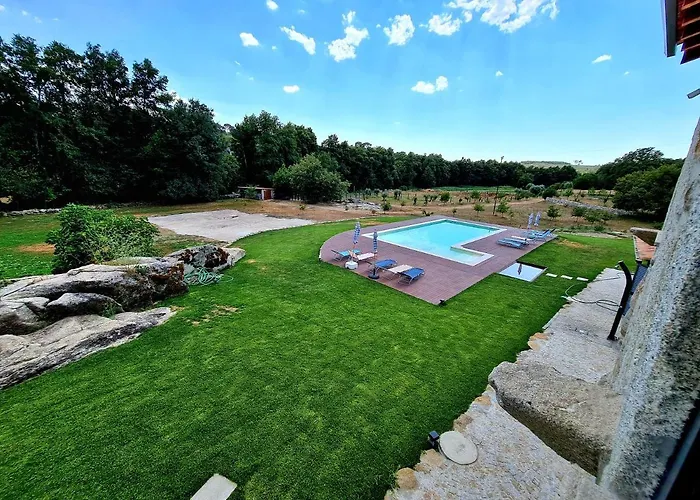 Quinta Da Abadia منتزه العطل