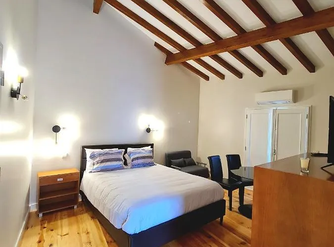 Quinta Da Abadia منتزه العطل