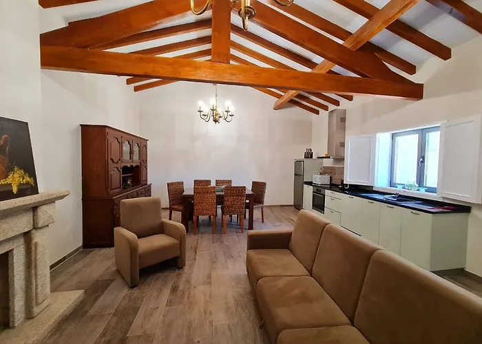 Quinta Da Abadia * مانغوالدي